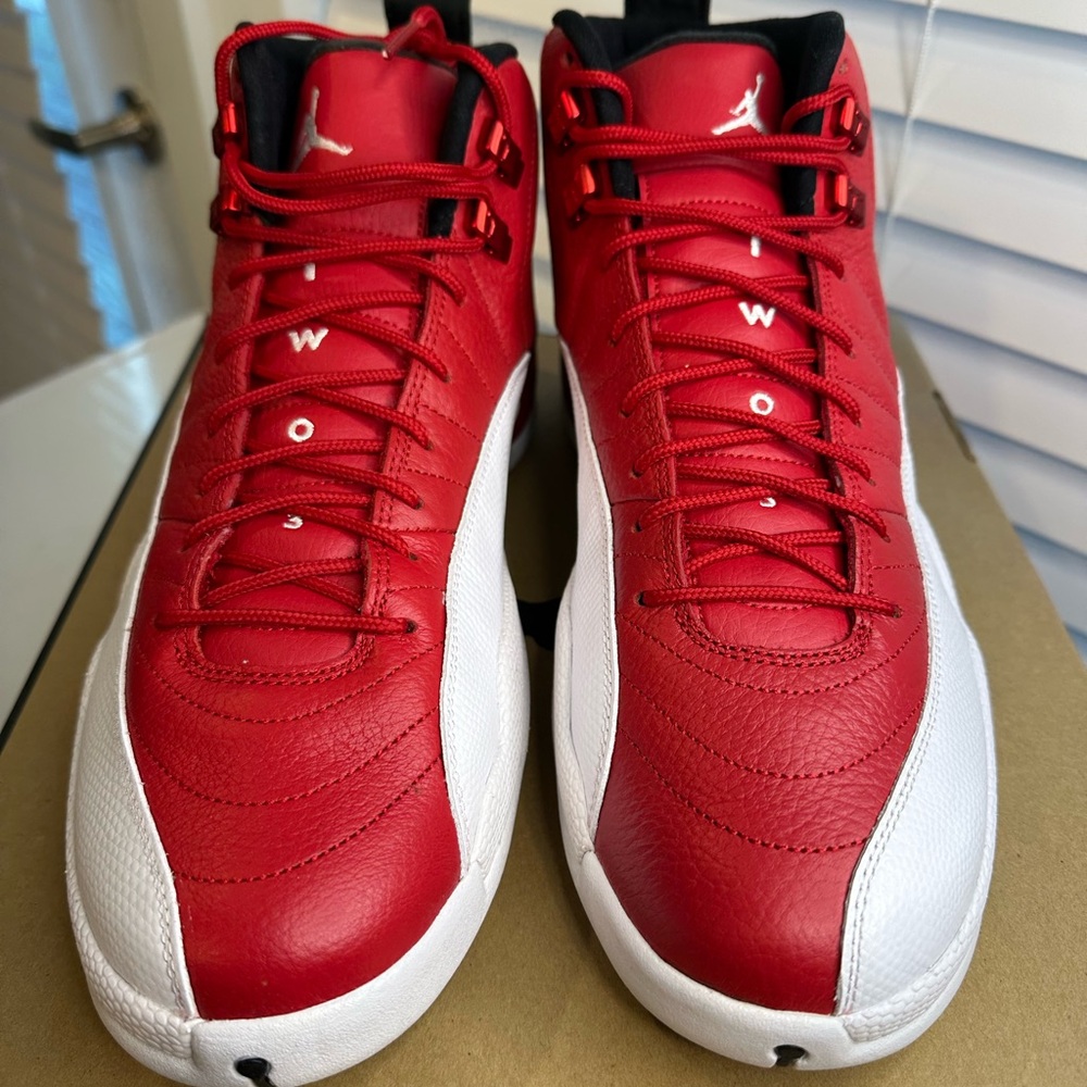 AirJordan 12 retro gym, red men’s 12 brand new